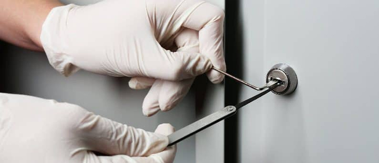 Commercial Emergency Locksmith Rossmoor